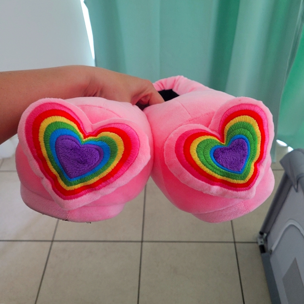 Like New Dolls Kill Heart Slippers